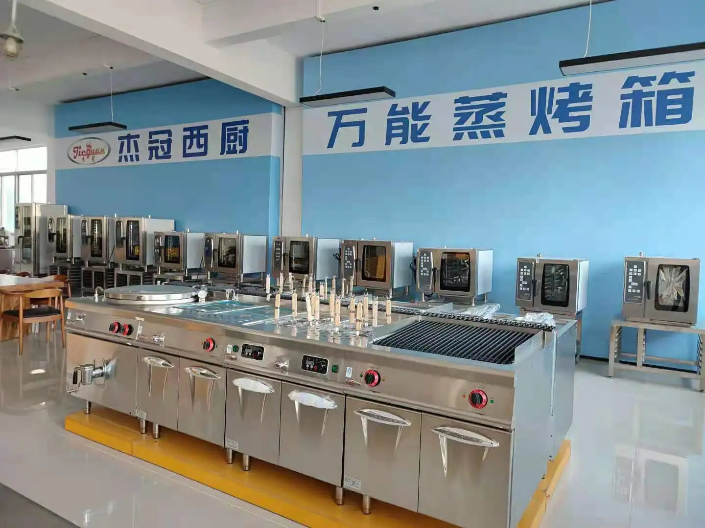 New Stainless Steel Electric Combi Steamer Oven Commercial Kitchen Equipment for Restaurants Hotels with Reliable Motor Pump